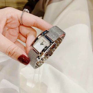 ĐỒNG HỒ NỮ CAO CẤP MỚI NHẤT VERS GRECA ICON DÂY LƯỚI NHUYỄN