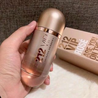 Nước hoa nữ CarolinaHerrera 212 Vip Rose–80ml, hương hoa cỏ, tươi mát, tinh tế đầy sang trọng