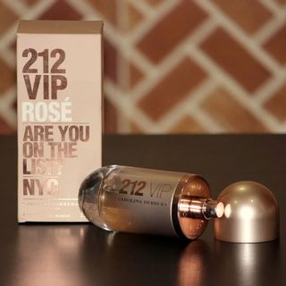 Nước hoa nữ CarolinaHerrera 212 Vip Rose–80ml, hương hoa cỏ, tươi mát, tinh tế đầy sang trọng