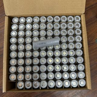 Sỉ hộp (1850K LH ) 100v cell pin 3,7v 18650 Lishen xám 2000mah xả 10C 20A