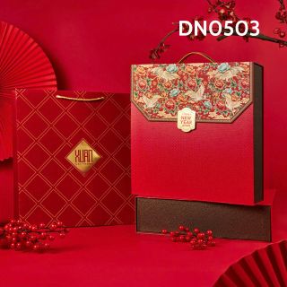 Hộp Quà Tết Giá Rẻ Cho Doanh Nghiệp 5 Món Màu Đỏ Sang Trọng