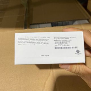 Tai nghe Airpods pro gen 2 hổ 8 giờ