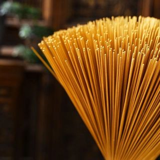 NHANG VÀNG THẦN TÀI CHIÊU TÀI LỘC