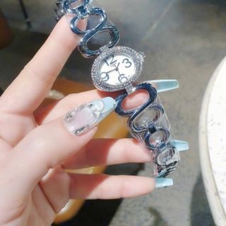 ĐỒNG HỒ NỮ THỜI TRANG HOT TREND TISOT DÂY LẮC MẶT OVAN VIỀN HỘT