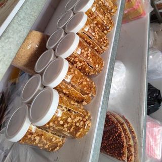 Mứt xoài tứ quý kẹp bánh phồng mì - Vựa khô Bến Tre