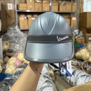 Nón bảo hiểm lưỡi trai vespa thời trang cao cấp , Mũ bảo hiểm kết Vespa phong cách phù hợp cho cả nam và nữ chống ố vàng