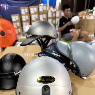 Nón bảo hiểm lưỡi trai vespa thời trang cao cấp , Mũ bảo hiểm kết Vespa phong cách phù hợp cho cả nam và nữ chống ố vàng