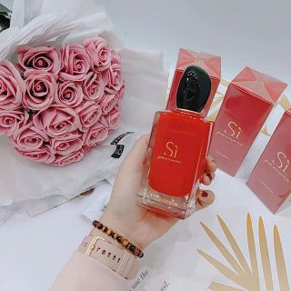 Nước hoa nữ Sì Passione màu đỏ-100ml