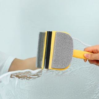BÀN CHẢI VỆ SINH KÍNH