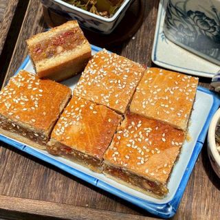BÁNH XÀ LAM NGUYỆT QUẾ: TRẢI NGHIỆM KHÓ QUÊN 450G - WINNIE HOUSE