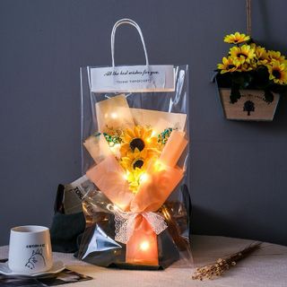 Bó hoa khô có đèn sẵn. món quà ý nghĩa cho những người đặc biệt