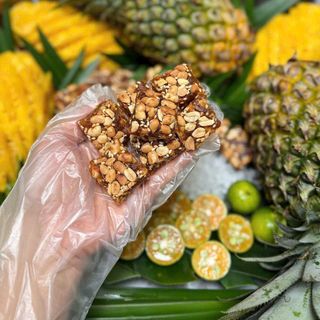 KẸO KHÓM TÂN PHƯỚC - "ĐẶC SẢN MIỀN TÂY, HƯƠNG VỊ QUÊ HƯƠNG" 500G - WINNIE HOUSE