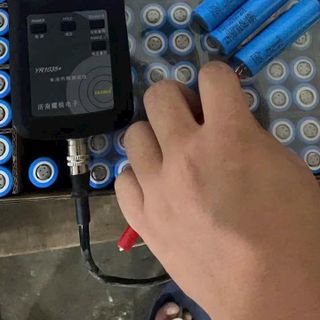 SỈ thùng( sỉ 23,5k lh ) 120 cell 18650 3.7V SS 20S dung lượng 2000mah 15C