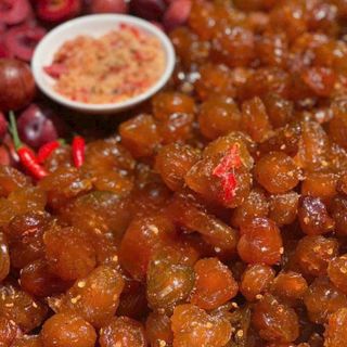 MẬN KHÍA LẮC MUỐI ỚT: 3 VỊ MẶN-NGỌT-CAY, ĂN LÀ MÊ 500G - WINNIE HOUSE
