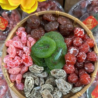 Ô MAI XÍ MUỘI MIX NGŨ VỊ - CHUA CAY MẶN NGỌT 500G - WINNIE HOUSE