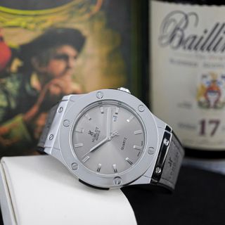 HUBLOT PIN / B63 / VỀ SLL