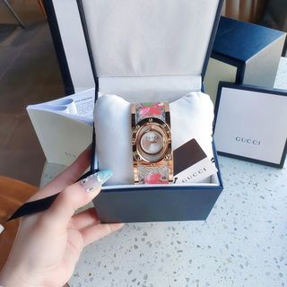 ĐỒNG HỒ NỮ CAO CẤP MỚI NHẤT GU CII VÒNG TAY SIÊU ĐẸP