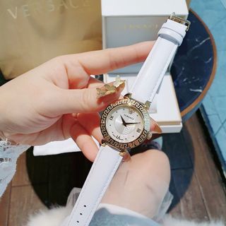 XẢ KHO ĐỒNG HỒ NỮ CAO CẤP MỚI NHẤT VERS DÂY DA MẶT TRÒN HOA VĂN