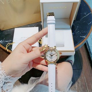 XẢ KHO ĐỒNG HỒ NỮ CAO CẤP MỚI NHẤT VERS DÂY DA MẶT TRÒN HOA VĂN