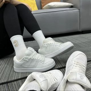GIÀY THỂ THAO SNEAKER NỮ SÀNH ĐIỆU HOTTREND, LƯỠI GÀ, SIÊU NHẸ, ĐẾ 3CM GLOBULI - PIPI STORE