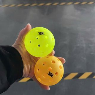 Bóng  thi đấu, bóng chuyên nghiệp Pickleball VQ Xanh