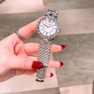 ĐỒNG HỒ NỮ THỜI TRANG HOT TREND GUE S DÂY KIM LOẠI ĐÍNH HỘT FULL DÂY VÀ VIỀN MẶT