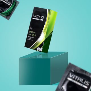 [Giá Sỉ] Bao Cao Su Gân Gai Có Hạt Nóng Vitalis Glow In The Dark 53mm, Bcs Siêu Mỏng, Kéo Dài Thời Gian Chống Xuất Tinh Sớm (Hộp 12C)