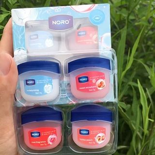 Set 4 Hủ Vaseline Dưỡng Môi Noro 4x7g