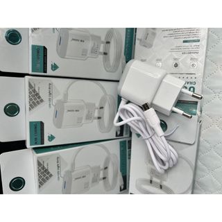 Sạc điện thoại nhanh Kim Cương KMG 823 dòng điện 1U 2.1A 1,1m liền dây chuôi micro/ V8, có thêm cổng USB