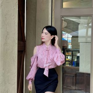 Áo Sơ Mi Nữ Đính Bèo Cổ, Tay Dài Kiểu Xẻ Sườn Form Loose. Women Top