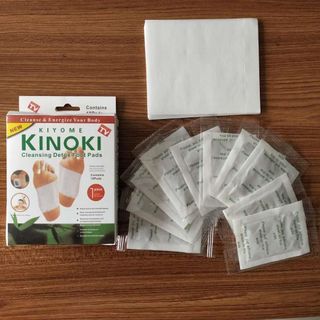 HỘP 10 MIẾNG DÁN CHÂN THẢI ĐỘC KINOKI
