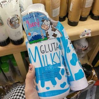 SỮA TẮM CON BÒ GLUTA MILKY THÁI LAN 800ML - TẶNG KÈM SỮA RỬA MẶT COMBO TRẮNG SÁNG MỊN MÀNG DA