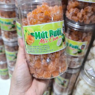 MỨT VỎ BƯỞI CAM SẤY - MÓN QUÀ SỨC KHỎE Ý NGHĨA 500G - WINNIE HOUSE