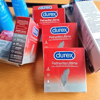 Bao Cao Su Siêu Mỏng, Bcs Durex Fetherlite Ultima Giá Sỉ, Kéo Dài Thời Gian, Chống Xuất Tinh Sớm (Hộp 12C)
