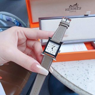 ĐỒNG HỒ NỮ CAO CẤP MỚI NHẤT HEMES DÂY DA MẶT SỐ NIỀNG BẠC TRƠN