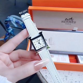 ĐỒNG HỒ NỮ CAO CẤP MỚI NHẤT HEMES DÂY DA MẶT SỐ NIỀNG BẠC TRƠN