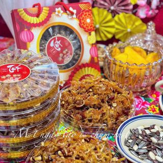 MỨT NGÀO TÁO ĐỎ CHÙM RUỘT, THƠM NGON KHÓ QUÊN 500G - WINNIE HOUSE