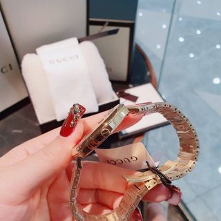 HOT SALE ĐỒNG HỒ SIÊU CẤP GU CII MẶT MICKEY DÂY THÉP
