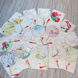 Quạt tròn cổ trang