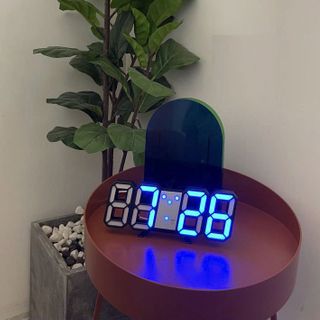 ĐỒNG HỒ ĐÈN LED ĐỂ BÀN