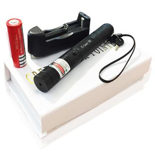 ĐÈN PIN LASER 303 FULL BOX