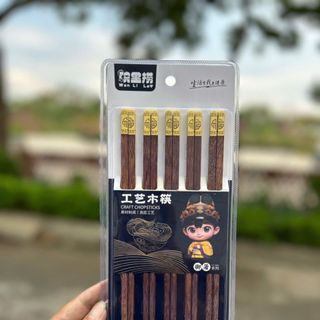 ĐŨA GỖ CÁNH GÀ 367