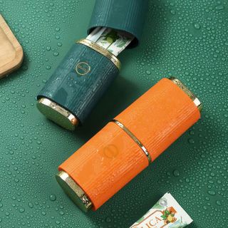 HỘP ĐỰNG BÀN CHẢI, KEM ĐÁNH RĂNG, LƯỢC, KHĂN MẶT