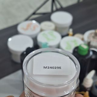 Kem Dưỡng Trắng Da Ban Ngày - Nguồn Mỹ Phẩm