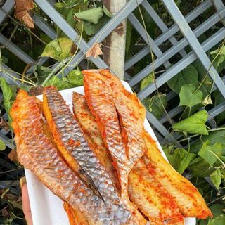 KHÔ CÁ ĐIÊU HỒNG - THƠM NỒNG TIÊU ỚT, ĐẬM ĐÀ GIA VỊ 500G - WINNIE HOUSE