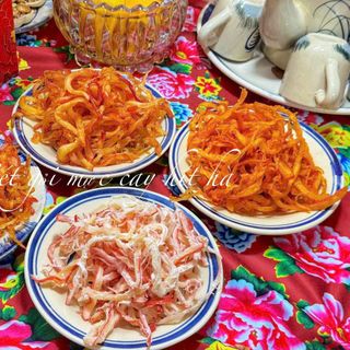 GỎI KHÔ MỰC THẬP CẨM - ĐẶC SẢN TẾT KHÔNG THỂ BỎ LỠ 500G - WINNIE HOUSE