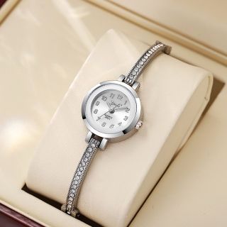 Đồng hồ bảng kiềng đính đá phối mặt tròn tinh tế sang trọng ( Hàng Giá Tận Xưởng )