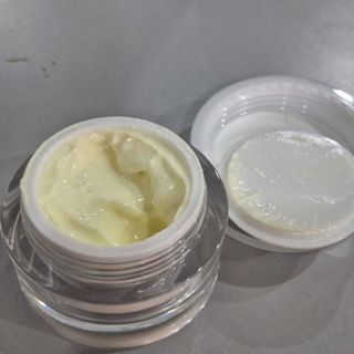 Kem Dưỡng Trắng Da Ban Đêm - Nguồn Mỹ Phẩm