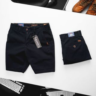 Quần short kaki nam. Chất vải 98% cotton dày dặn đanh mịn 2% sợi Spandex co giãn thoải mái