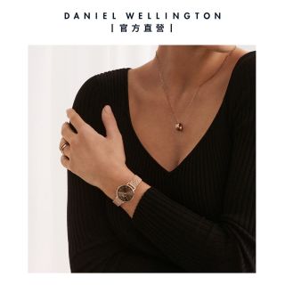 ĐỒNG HỒ NAM NỮ CAO CẤP MỚI NHẤT D.W AMBER DÂY LƯỚI MẶT TRÒN NÂU SOCOLA